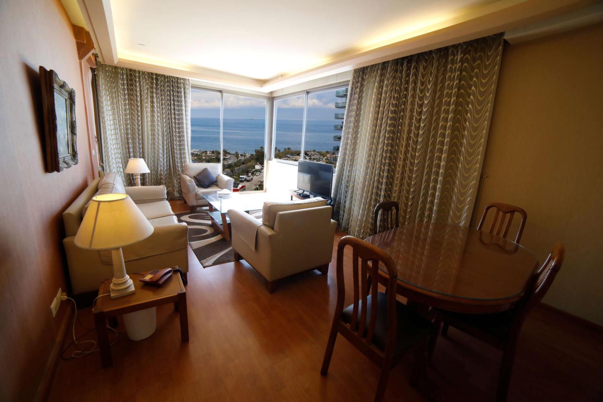Holiday Home Suites Beirut Exterior foto