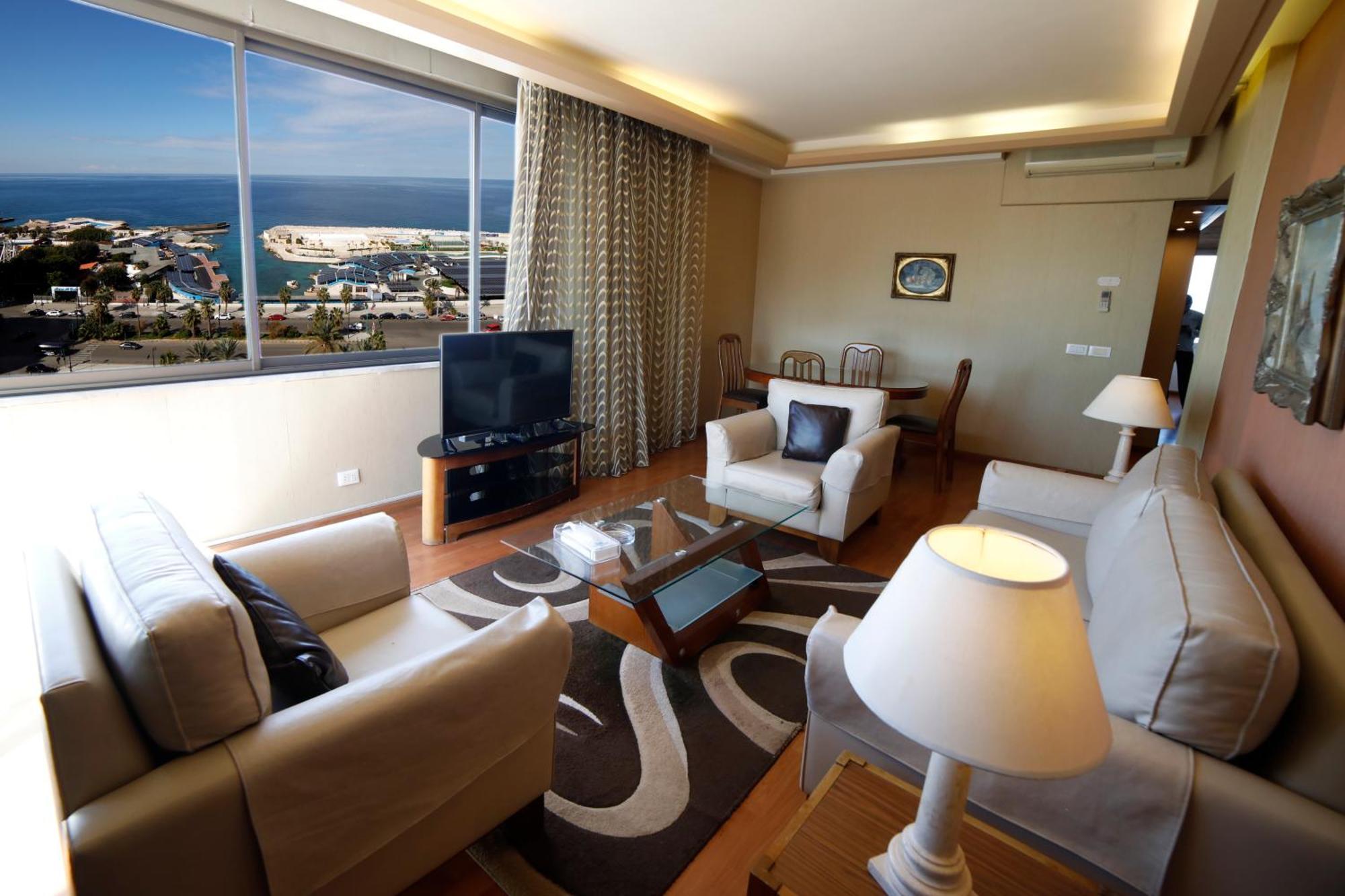Holiday Home Suites Beirut Exterior foto